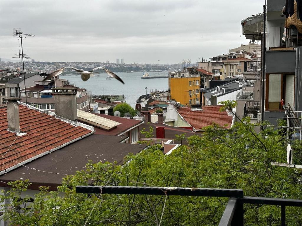 Levanten Hostel Istanboel Buitenkant foto