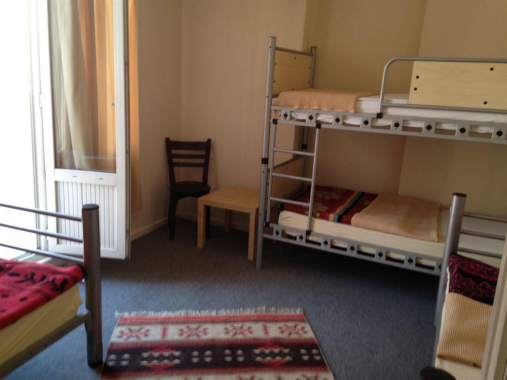 Levanten Hostel Istanboel Buitenkant foto