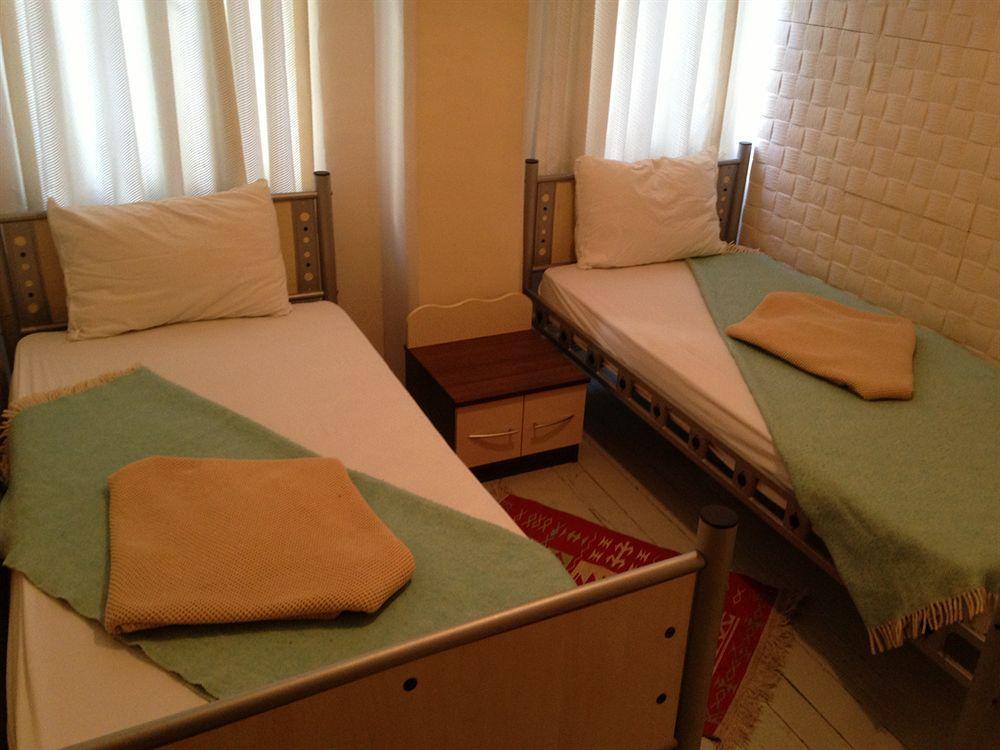 Levanten Hostel Istanboel Buitenkant foto