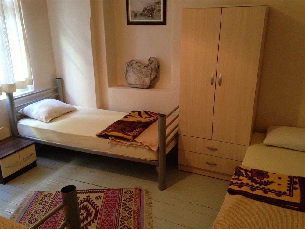 Levanten Hostel Istanboel Buitenkant foto