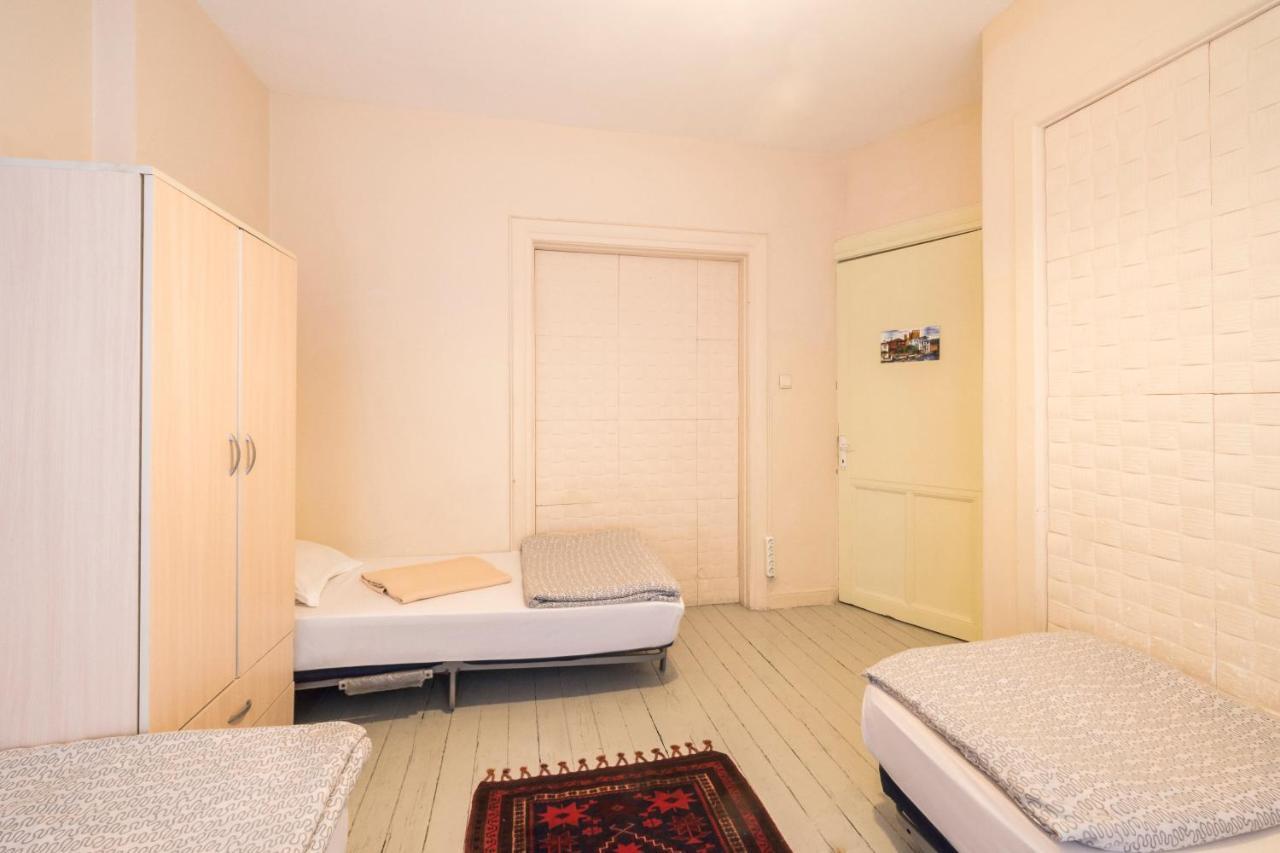 Levanten Hostel Istanboel Buitenkant foto