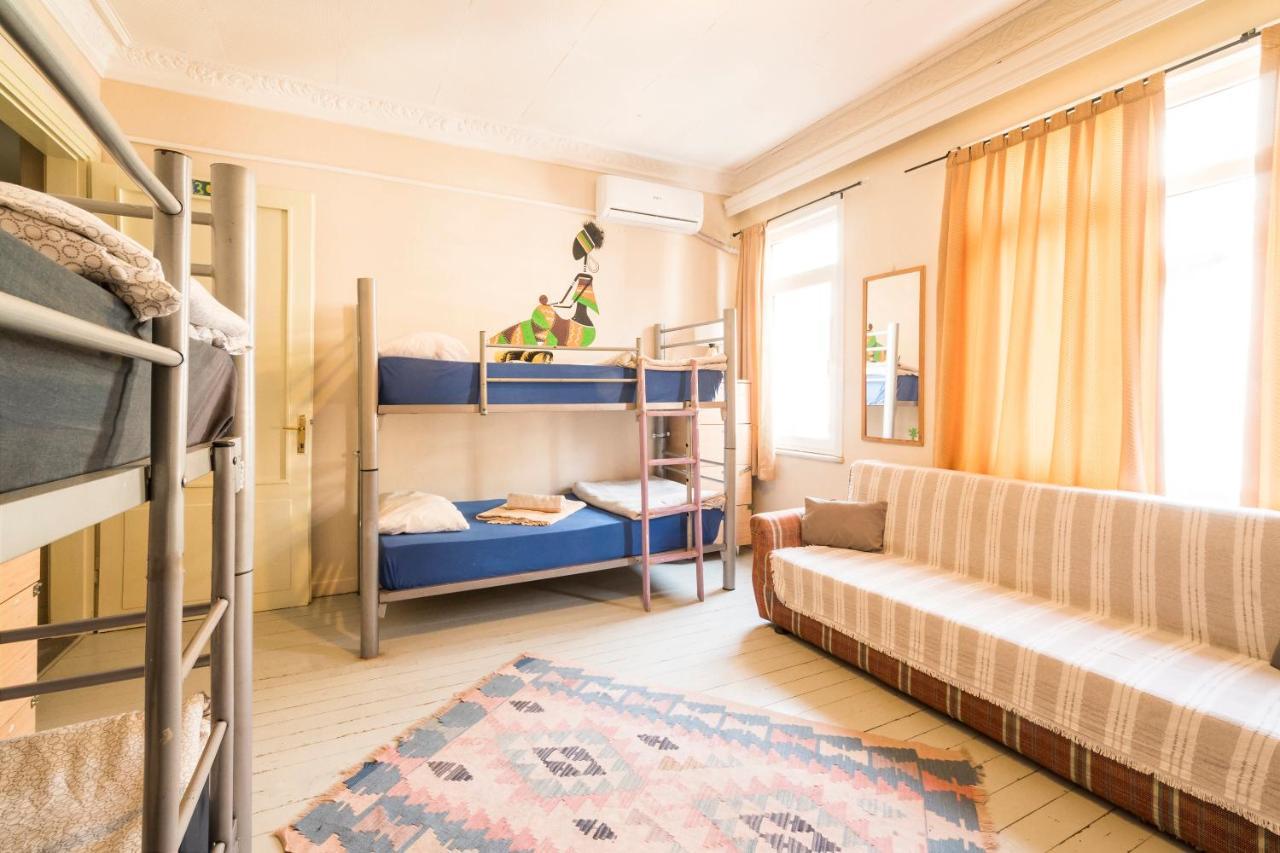 Levanten Hostel Istanboel Buitenkant foto